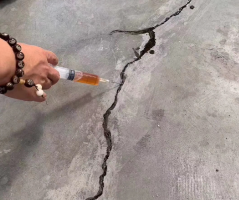 龙门混凝土裂缝修补技术详解​